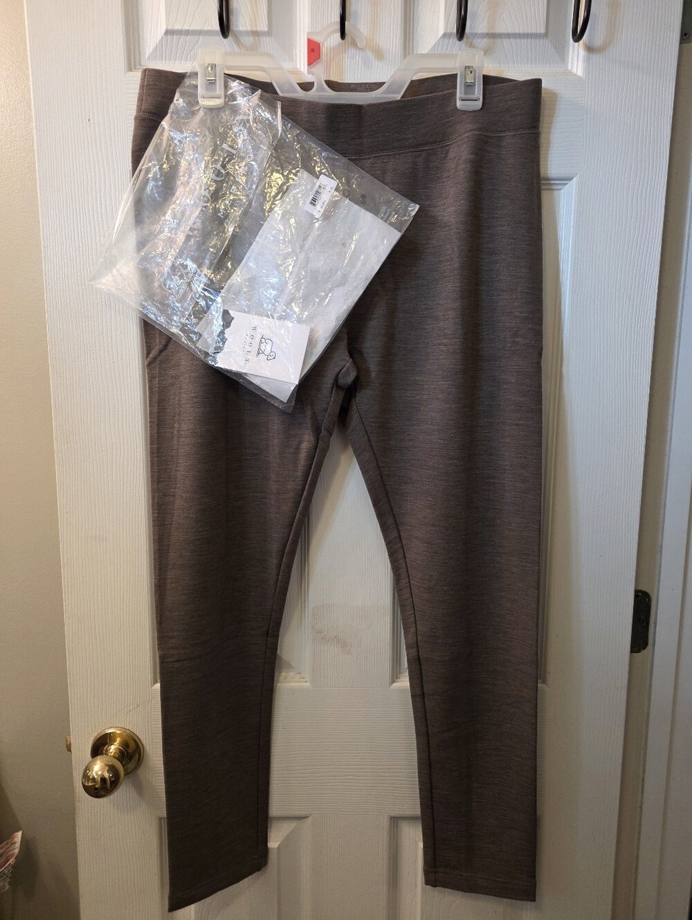 XL Woolx Women’s Merino Wool Stella Leggings— Simply Taupe - Picture 2 of 5